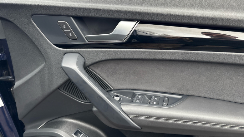 Audi Q5 40 TDI Quattro Edition 1 5dr S Tronic Diesel Estate